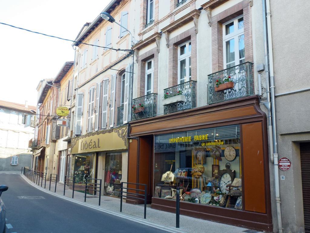 Au Nid De La Madeleine Bed & Breakfast Gaillac Ruang foto